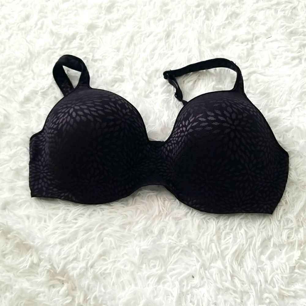 Black Lace Padded Bra Sz 44D